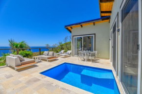 Villa Topaz Above West Bay with 180 degree views!